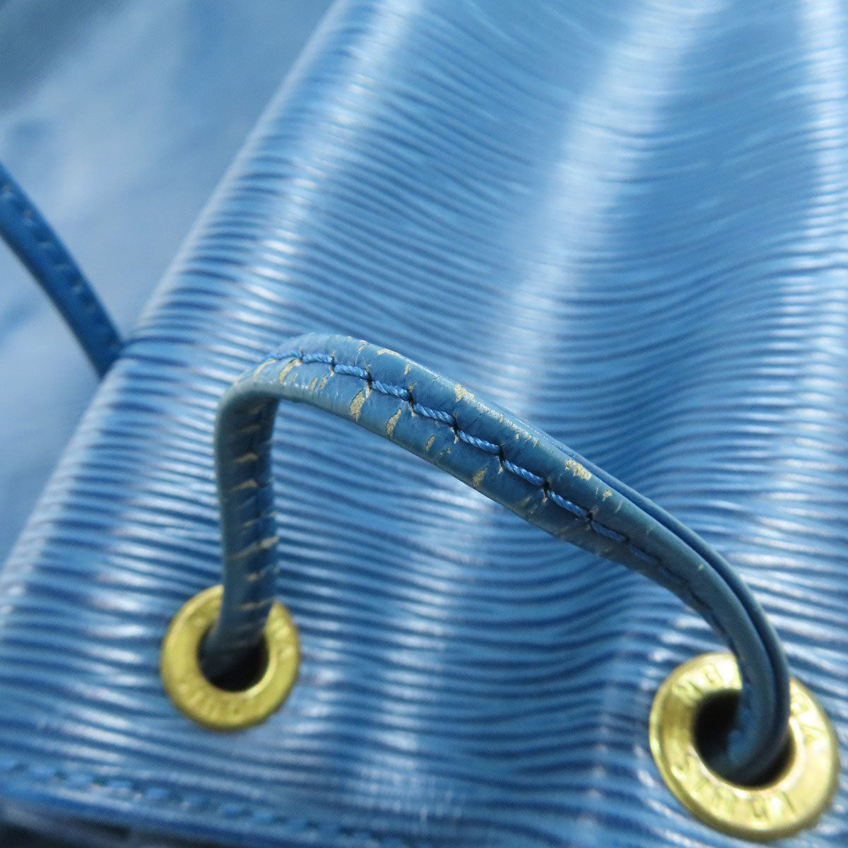 LOUIS VUITTON M44005 Noe Shoulder Bag Epi Leather Ladies [Used]