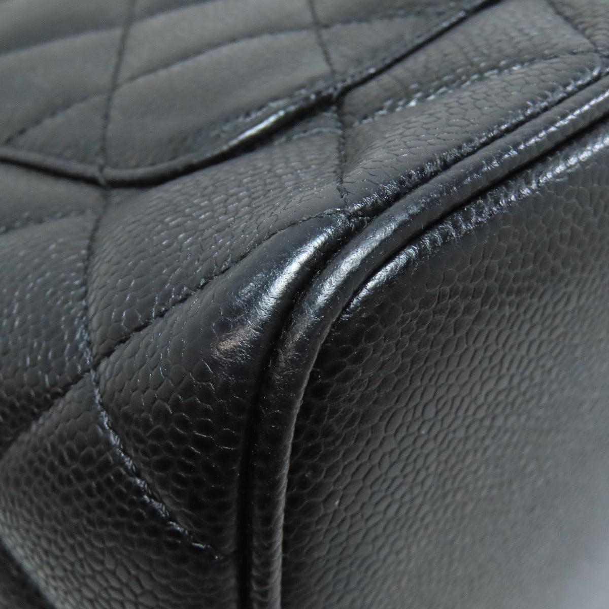 CHANEL Medallion SilverHardware Tote Bag Grained Calfskin Skin Ladies [Used]