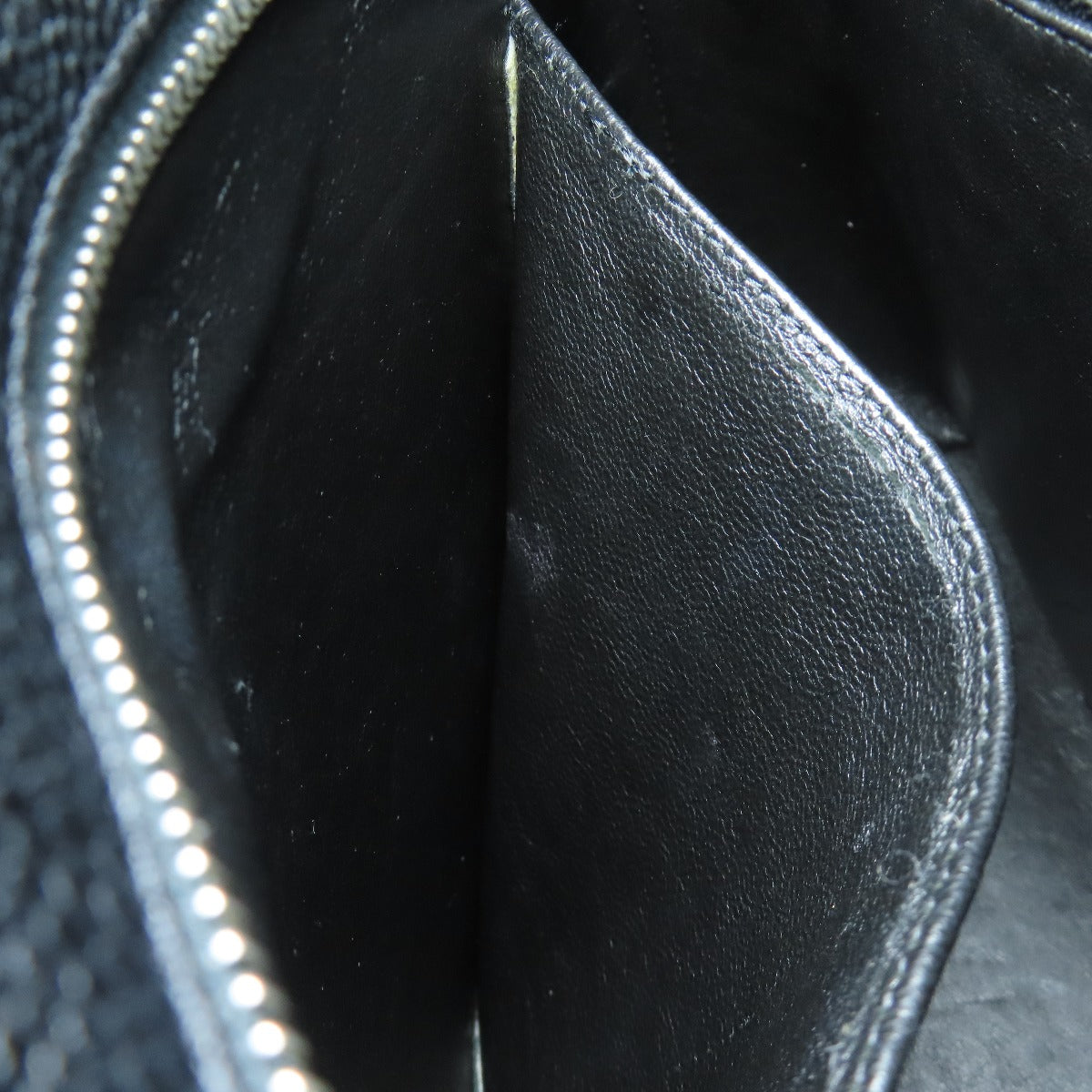 CHANEL Medallion SilverHardware Tote Bag Grained Calfskin Skin Ladies [Used]