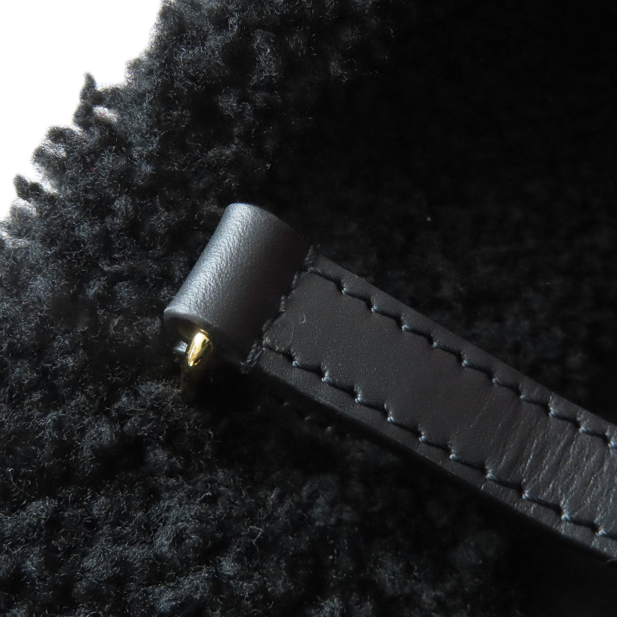 LOUIS VUITTON M55421 Monogram Teddy On the Go GM Tote Bag Shearing Ladies [Used]