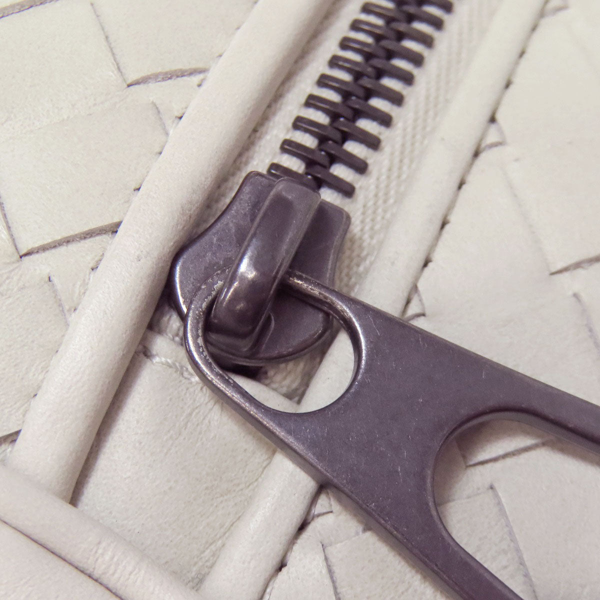 BOTTEGA VENETA Intrecciato body bag Calf Ladies [Used]