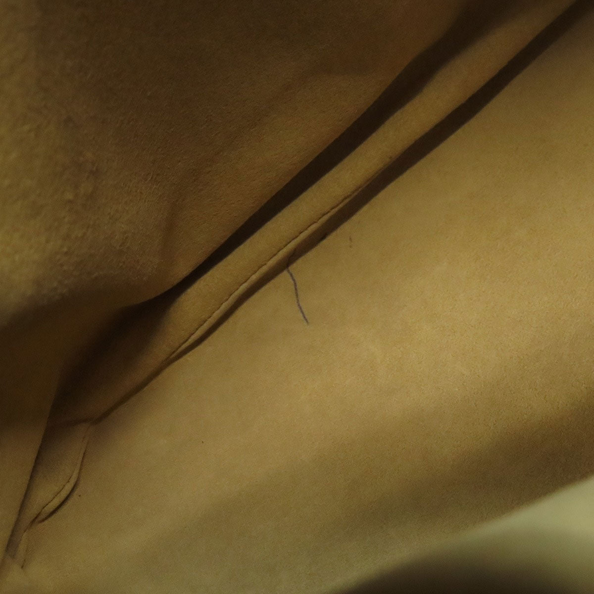 BOTTEGA VENETA one belt embossed Shoulder Bag Calf Ladies [Used]