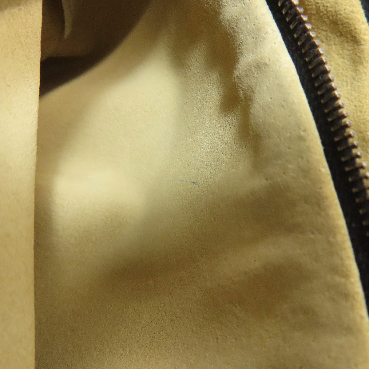 BOTTEGA VENETA one belt embossed Shoulder Bag Calf Ladies [Used]