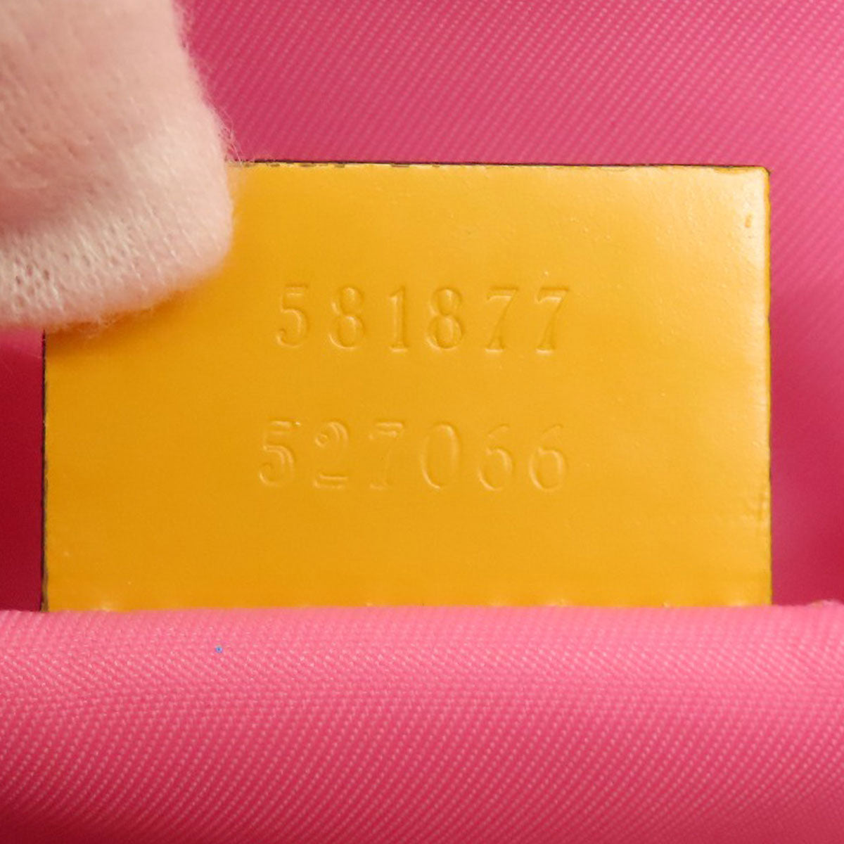 GUCCI 581877 Chilled license Handbag Leather Ladies [Used]