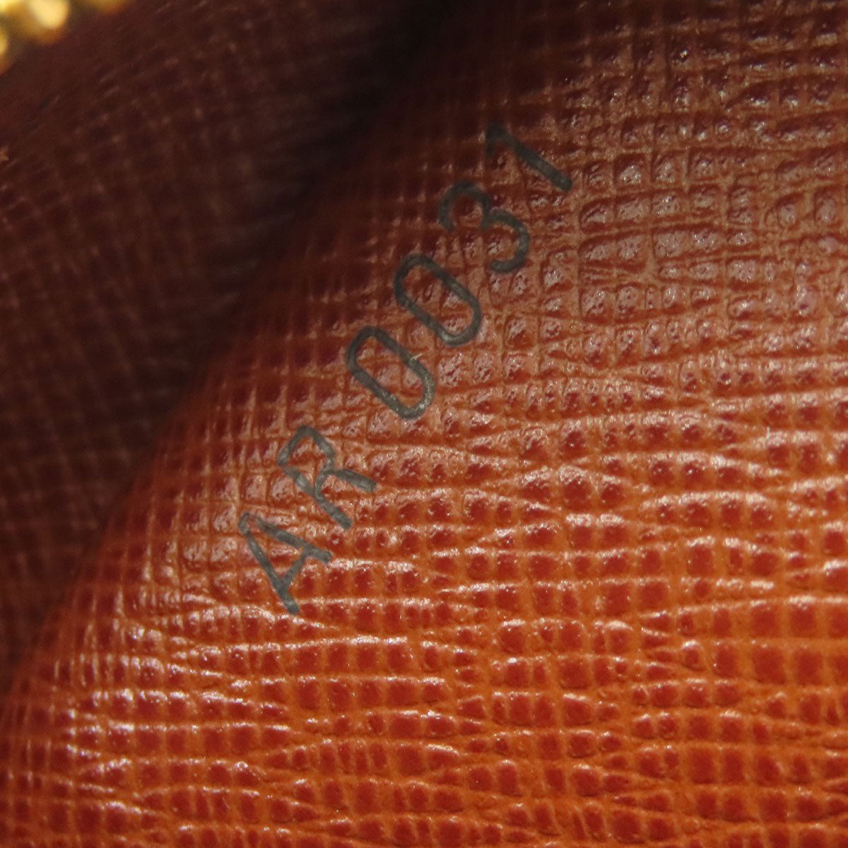 LOUIS VUITTON M45236 Amazon Shoulder Bag Monogram canvas Ladies [Used]