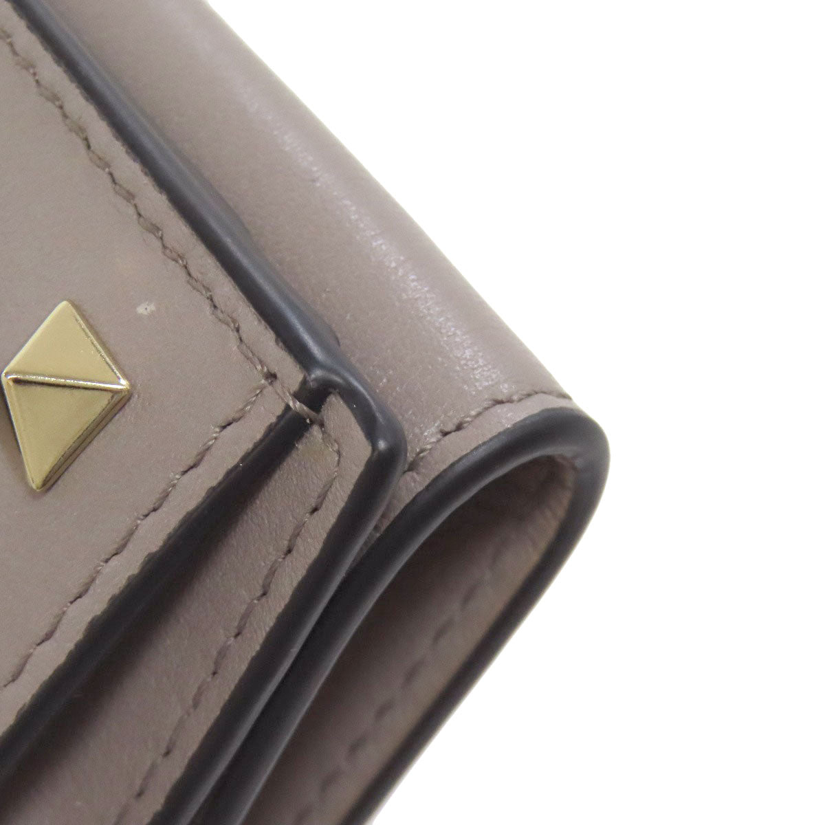 VALENTINO Compact wallet studs Bifold Wallet with Coin Pocket Leather Ladies [Used]