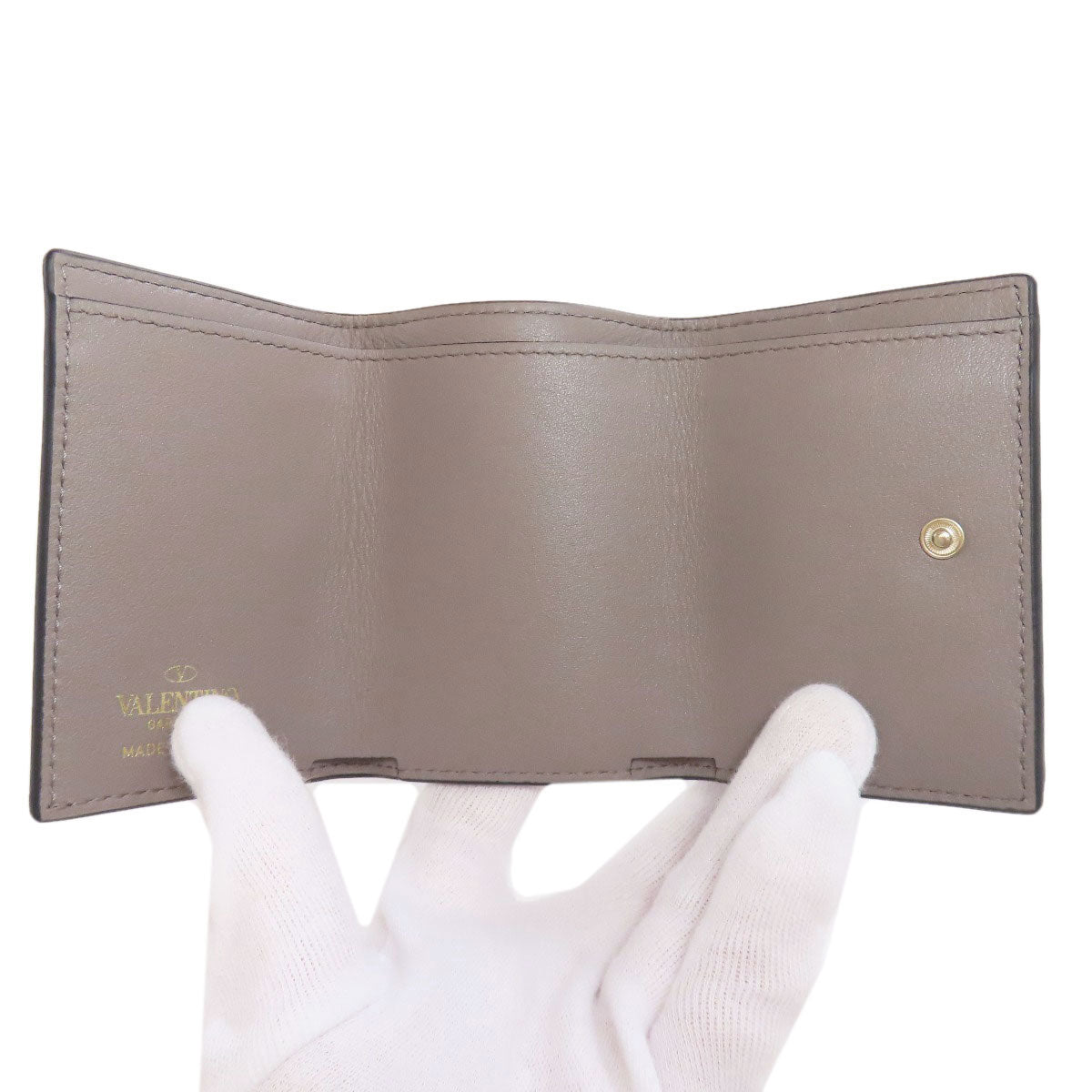 VALENTINO Compact wallet studs Bifold Wallet with Coin Pocket Leather Ladies [Used]