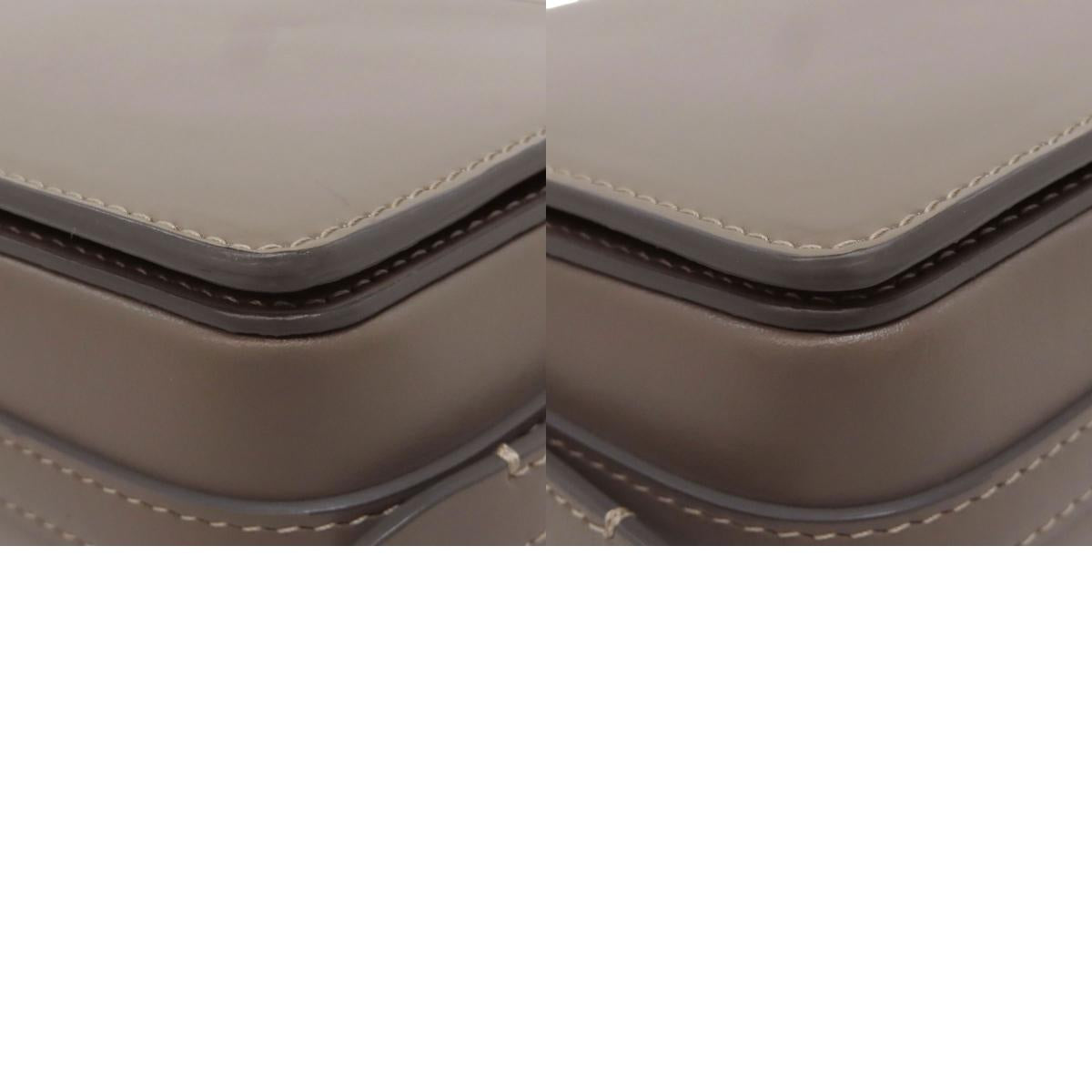 BURBERRY logo Shoulder Bag Enamel Ladies [Used]