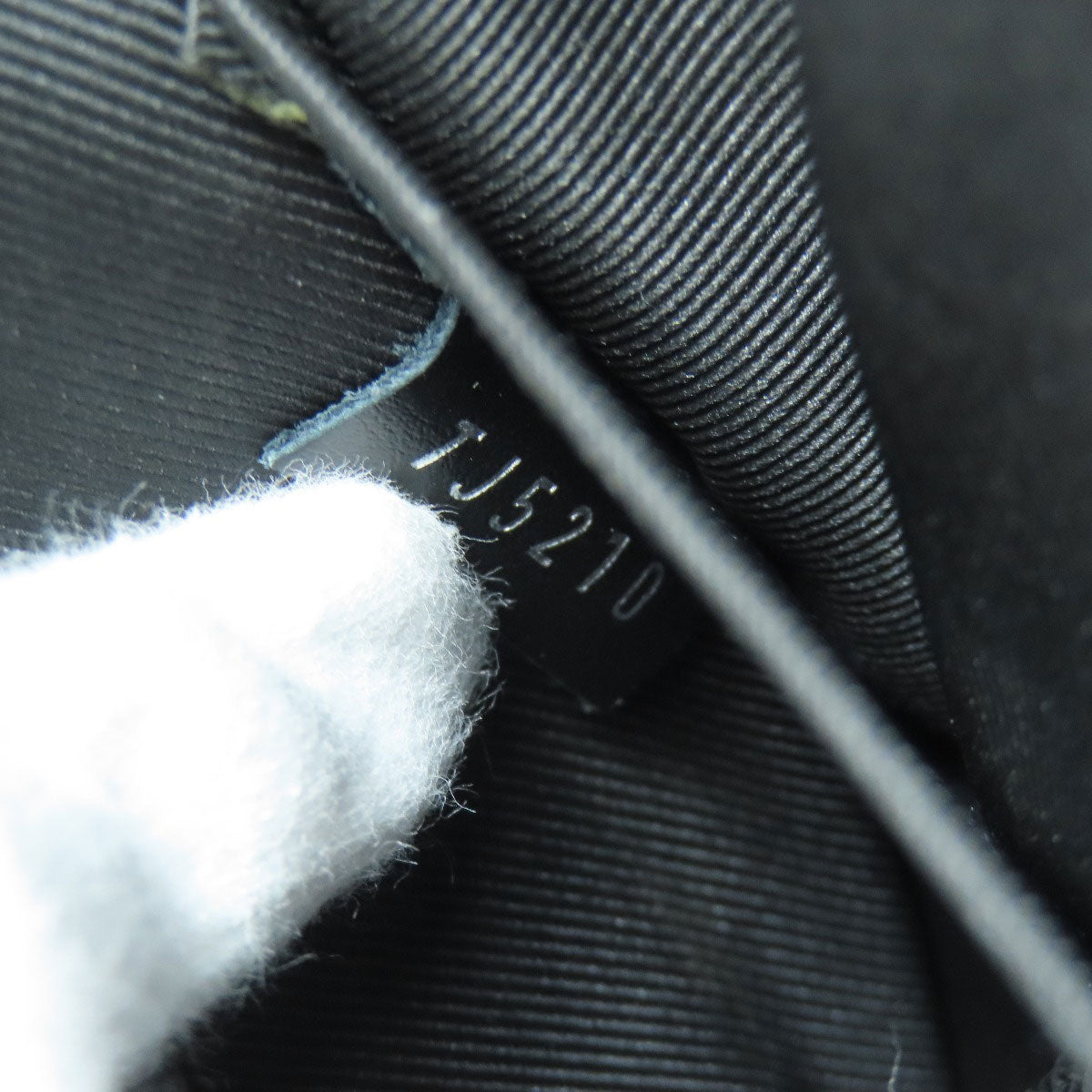 LOUIS VUITTON M69443 Trio Messenger Shoulder Bag Monogram Eclipse Ladies [Used]