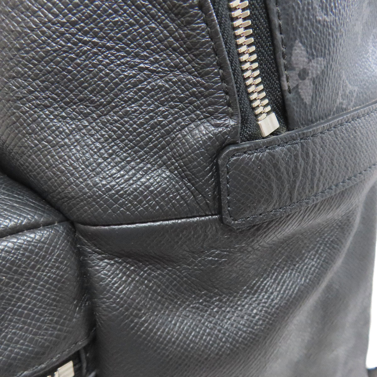 LOUIS VUITTON M30230 Discovery backpack Backpack Â· Daypack Taigalama Ladies [Used]