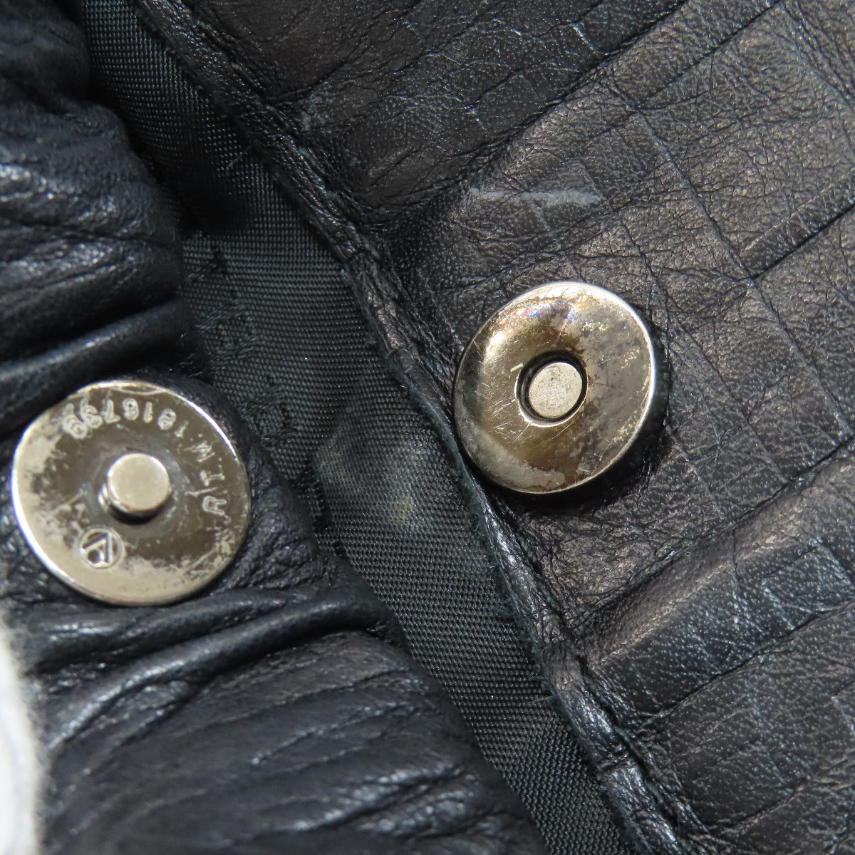 BURBERRY logo Shoulder Bag Calf Ladies [Used]