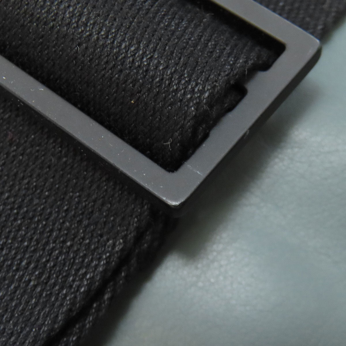 BOTTEGA VENETA 629857 Simple design body bag Calf Ladies [Used]