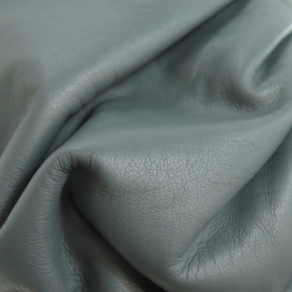 BOTTEGA VENETA 629857 Simple design body bag Calf Ladies [Used]