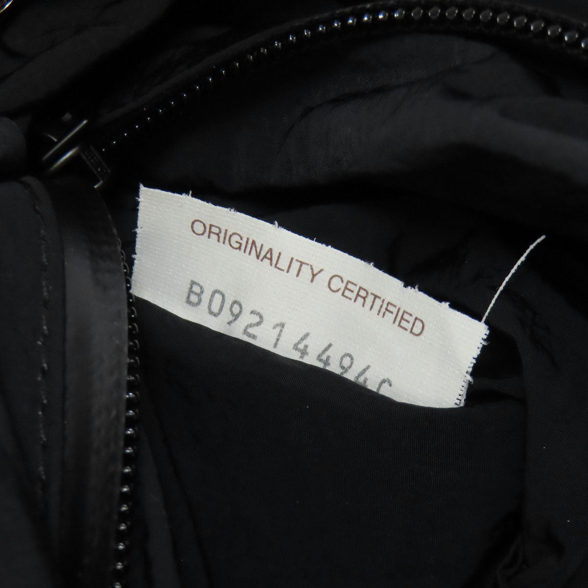 BOTTEGA VENETA 629857 Simple design body bag Calf Ladies [Used]