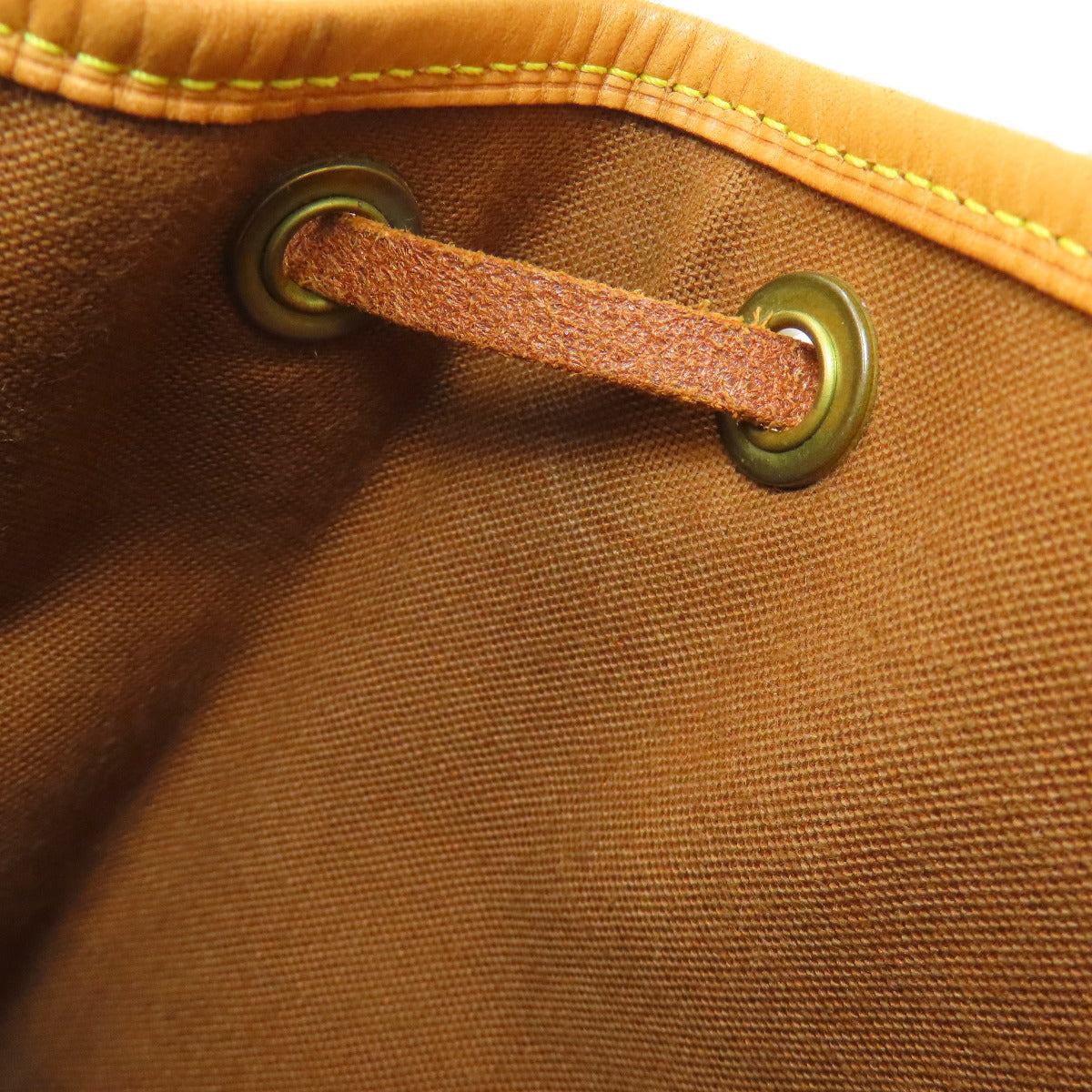 LOUIS VUITTON M51136 Montsourismedium Backpack Â· Daypack Monogram canvas Ladies [Used]