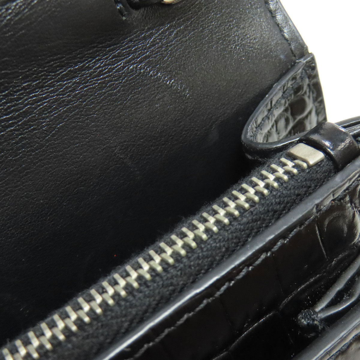 YVES SAINT LAURENT Chain Wallet Embossed Long wallet (with coin pocket) Calf Ladies [Used]