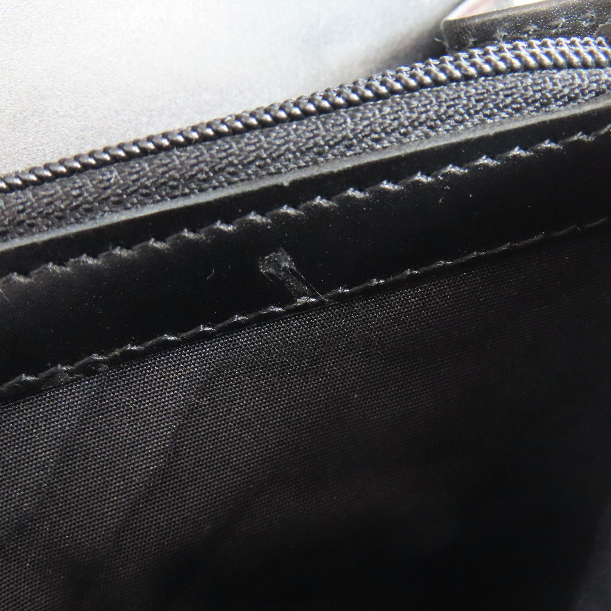 Salvatore Ferragamo GanciniHardware Long wallet (with coin pocket) Leather Ladies [Used]