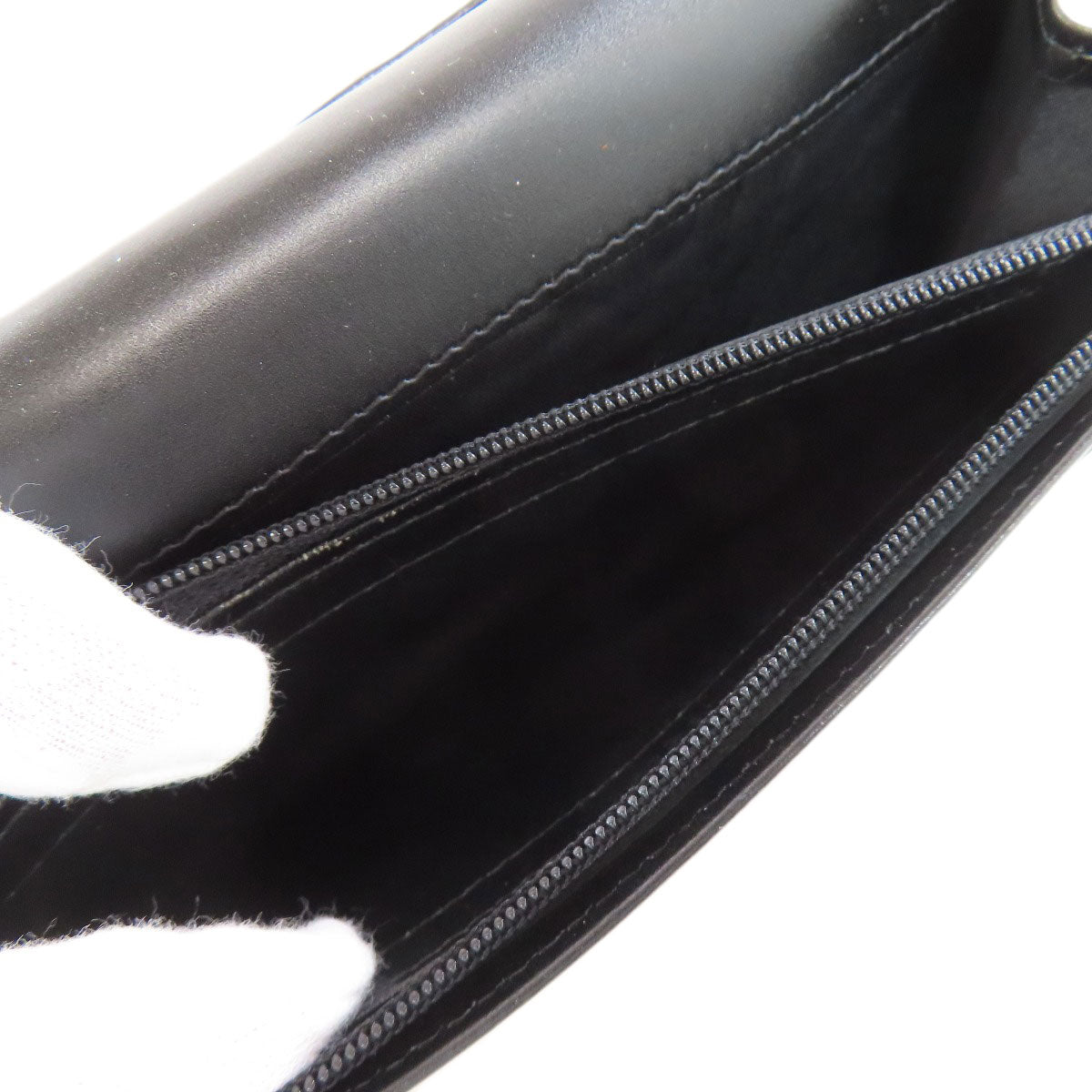 Salvatore Ferragamo GanciniHardware Long wallet (with coin pocket) Leather Ladies [Used]