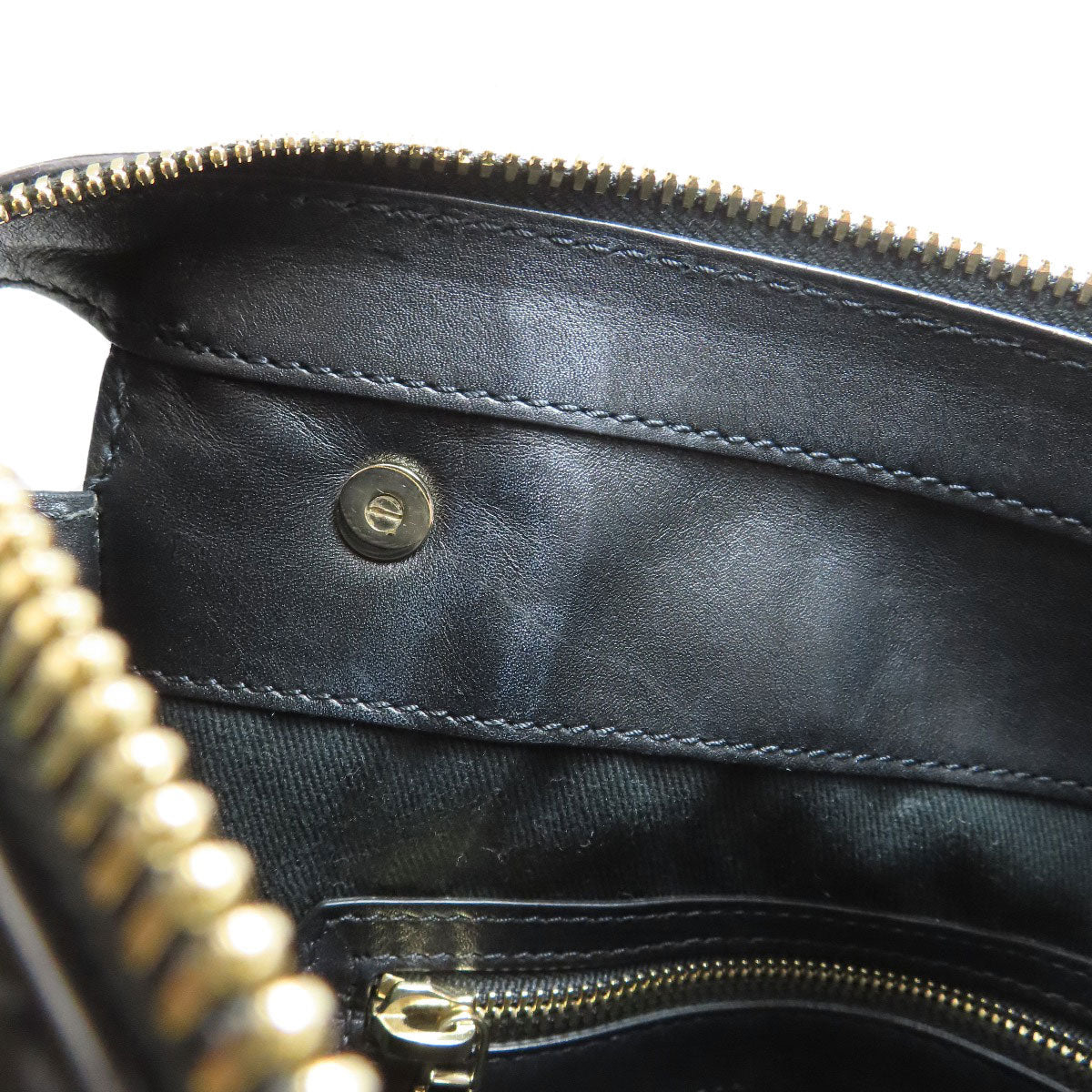 VALENTINO Studs Shoulder Bag Leather Ladies [Used]