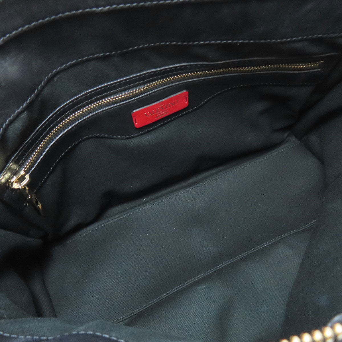 VALENTINO Studs Shoulder Bag Leather Ladies [Used]