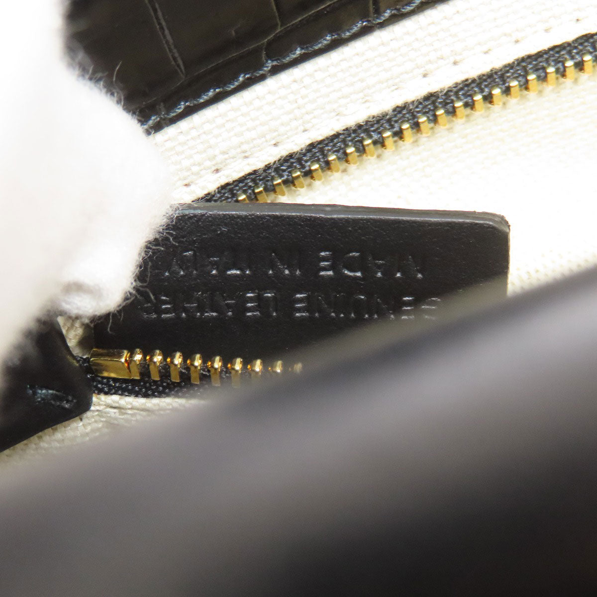 BALLY Embossing Handbag Leather Ladies [Used]