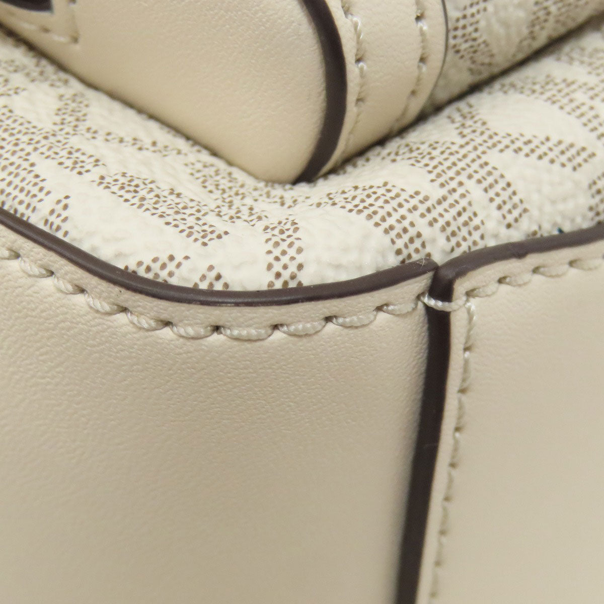 Michael Kors MK signature Backpack Â· Daypack Leather PVCLadies [Used]