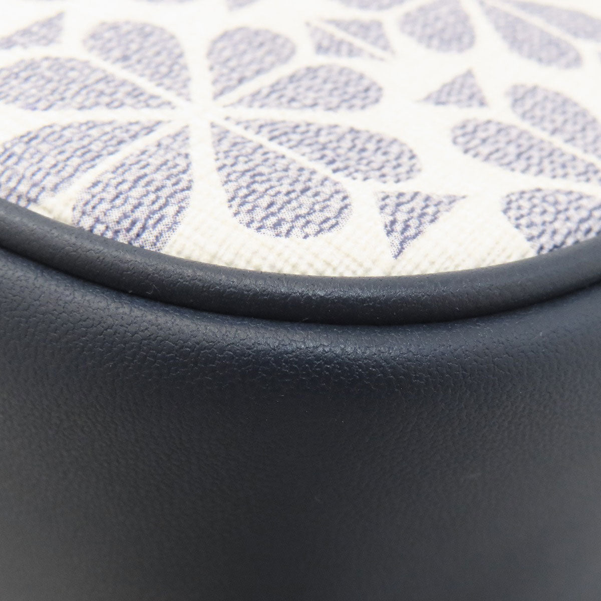 kate spade Flower motif Shoulder Bag PVC Ladies [Used]