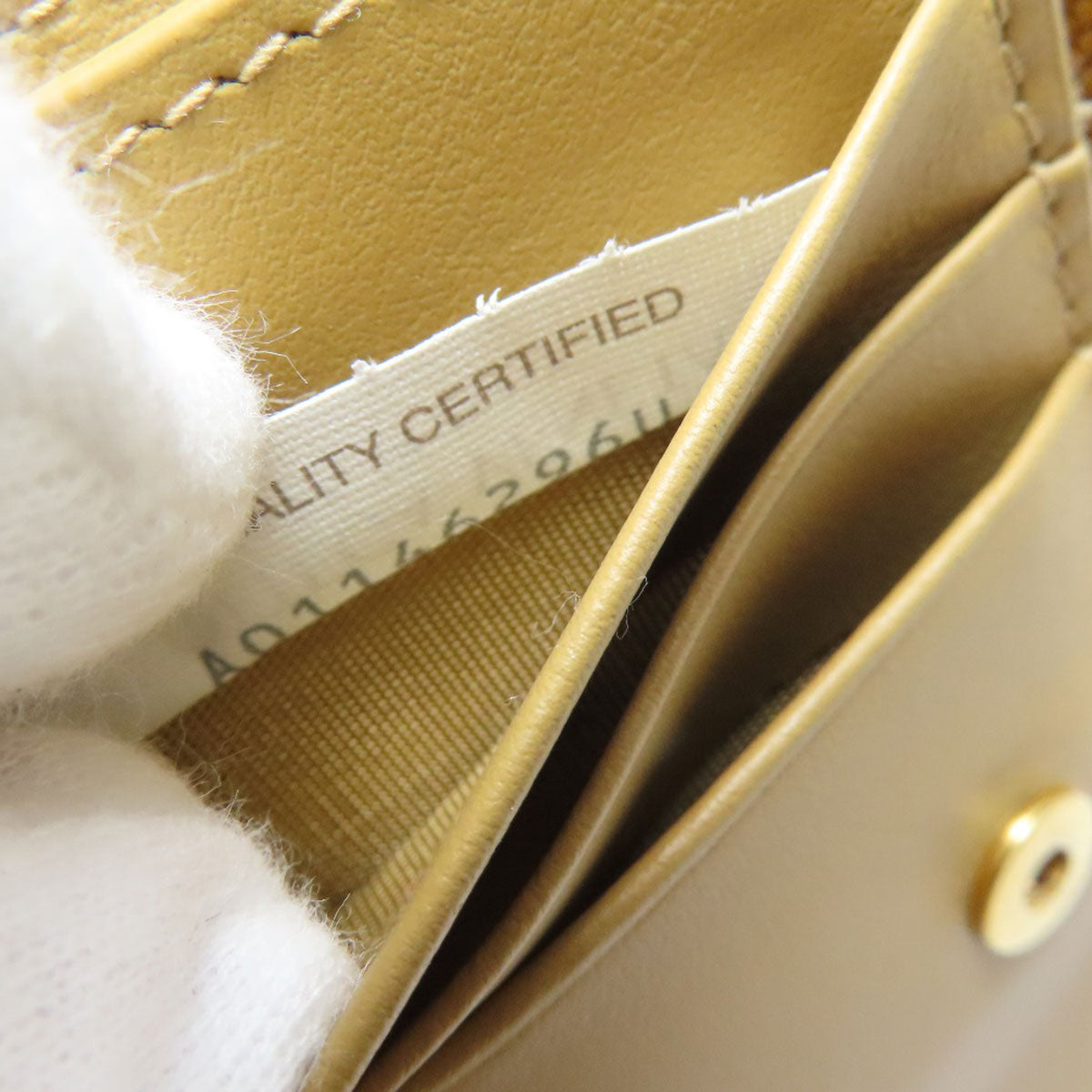 BOTTEGA VENETA Cassette Bifold Wallet Bifold Wallet with Coin Pocket Calf Ladies [Used]