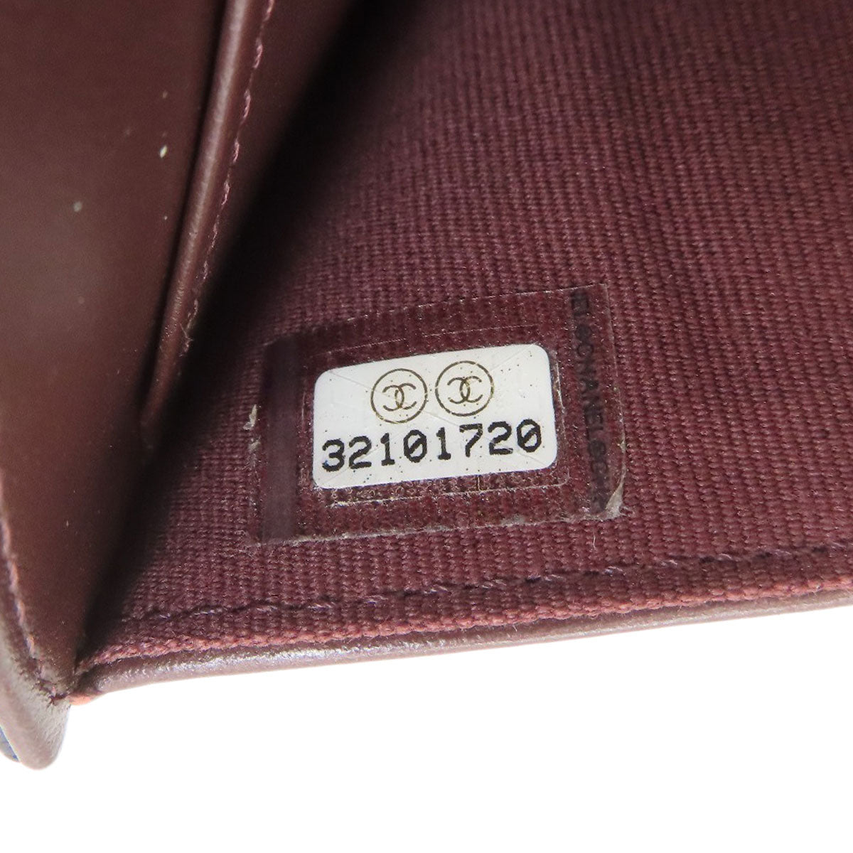 CHANEL Matelasse COCO Mark GoldHardware Bifold Wallet with Coin Pocket Grained Calfskin Skin Ladies [Used]