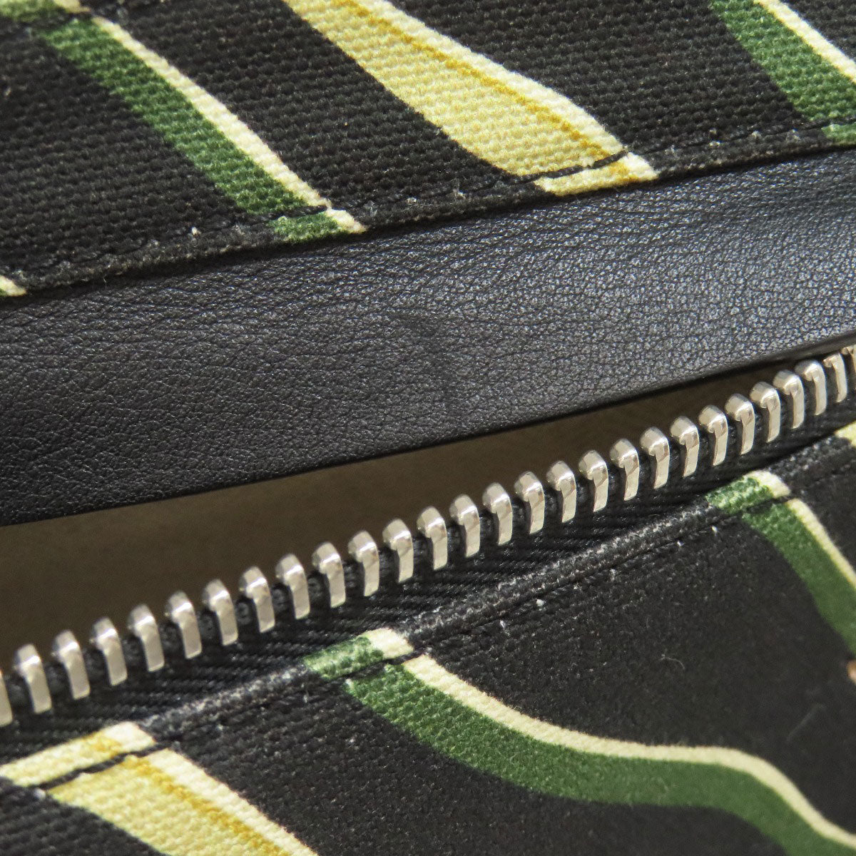 LOEWE Paula's Ibiza Flag Bag T-Messenger Shoulder Bag Canvas CalfLadies [Used]