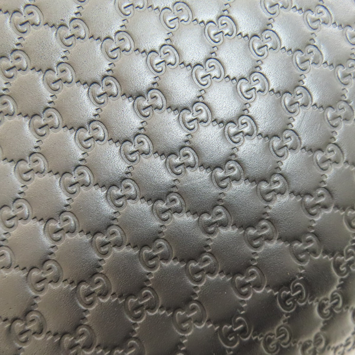 GUCCI 607723 GG Signature Microsima Outlet Shoulder Bag Leather Ladies [Used]