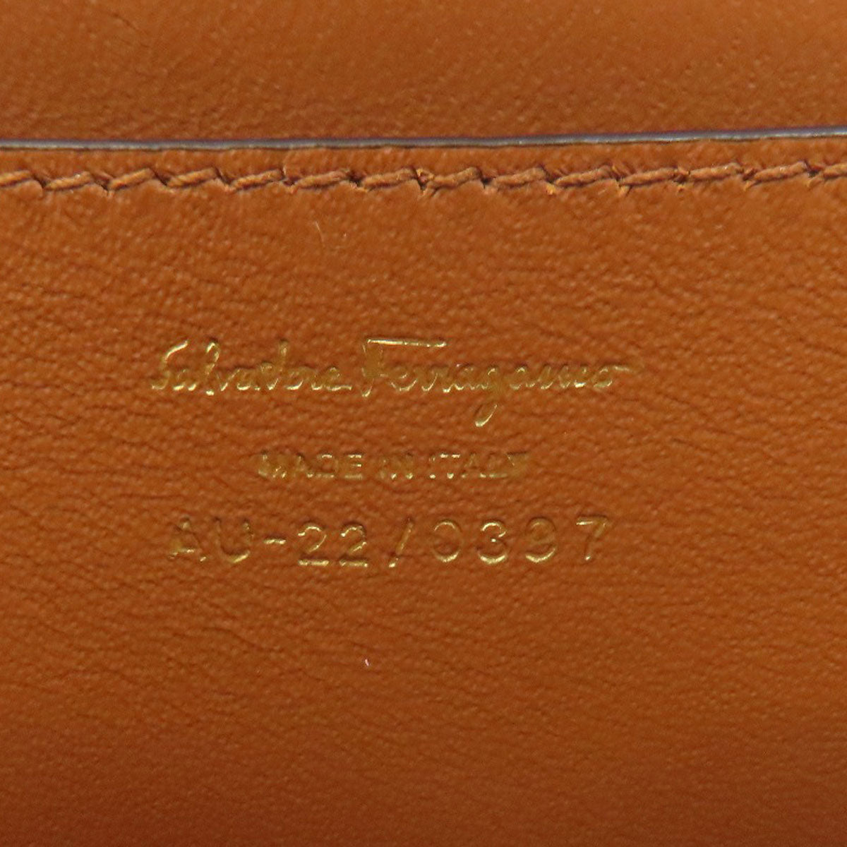 Salvatore Ferragamo Gancini Hardware engraved Shoulder Bag Leather Ladies [Used]