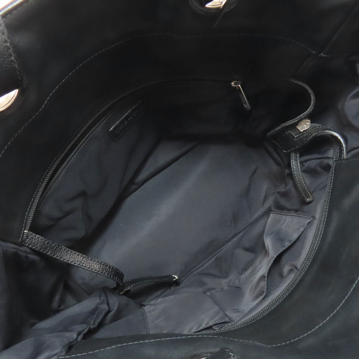 CHANEL Pavilion Ritz MM SilverHardware Tote Bag Calf Ladies [Used]