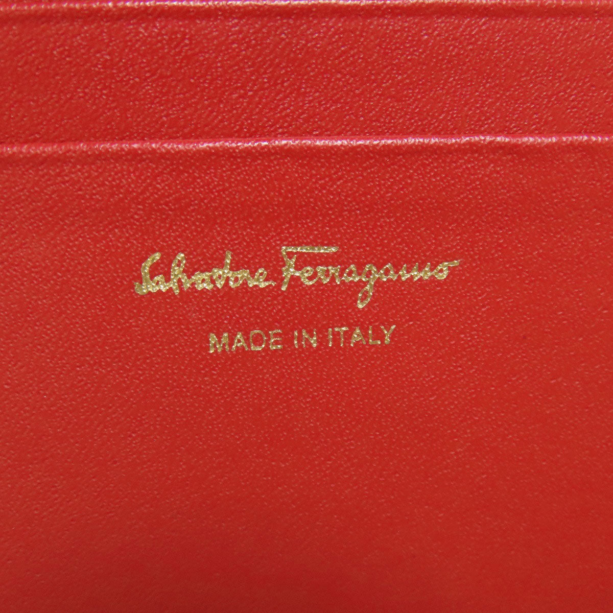 Salvatore Ferragamo GanciniHardware Bifold Wallet with Coin Pocket Leather Ladies [Used]