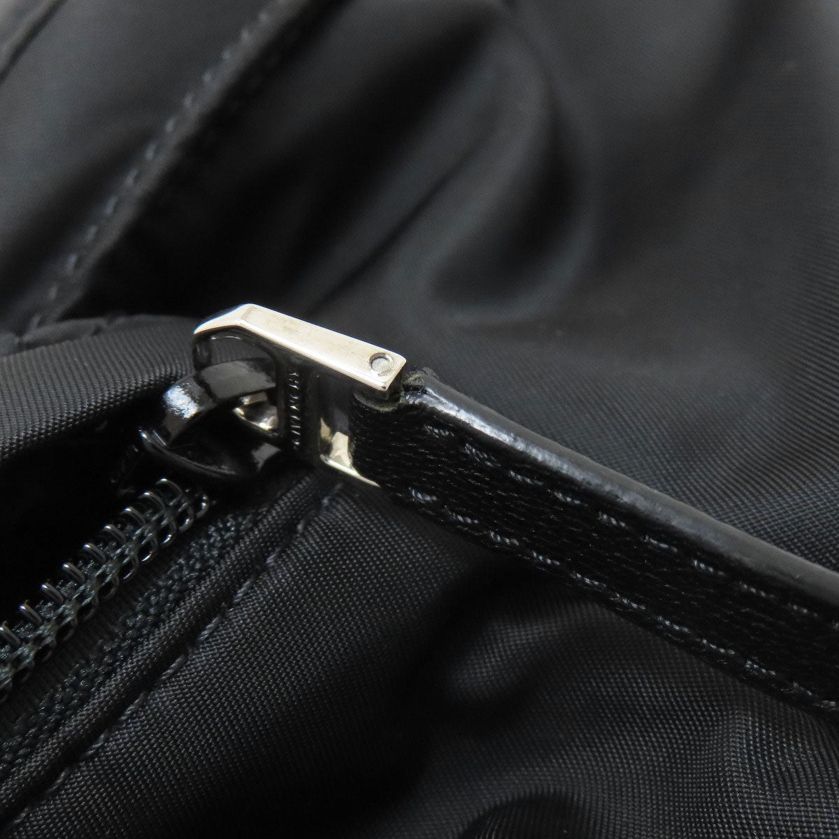 GIVENCHY logo body bag Nylon Ladies [Used]