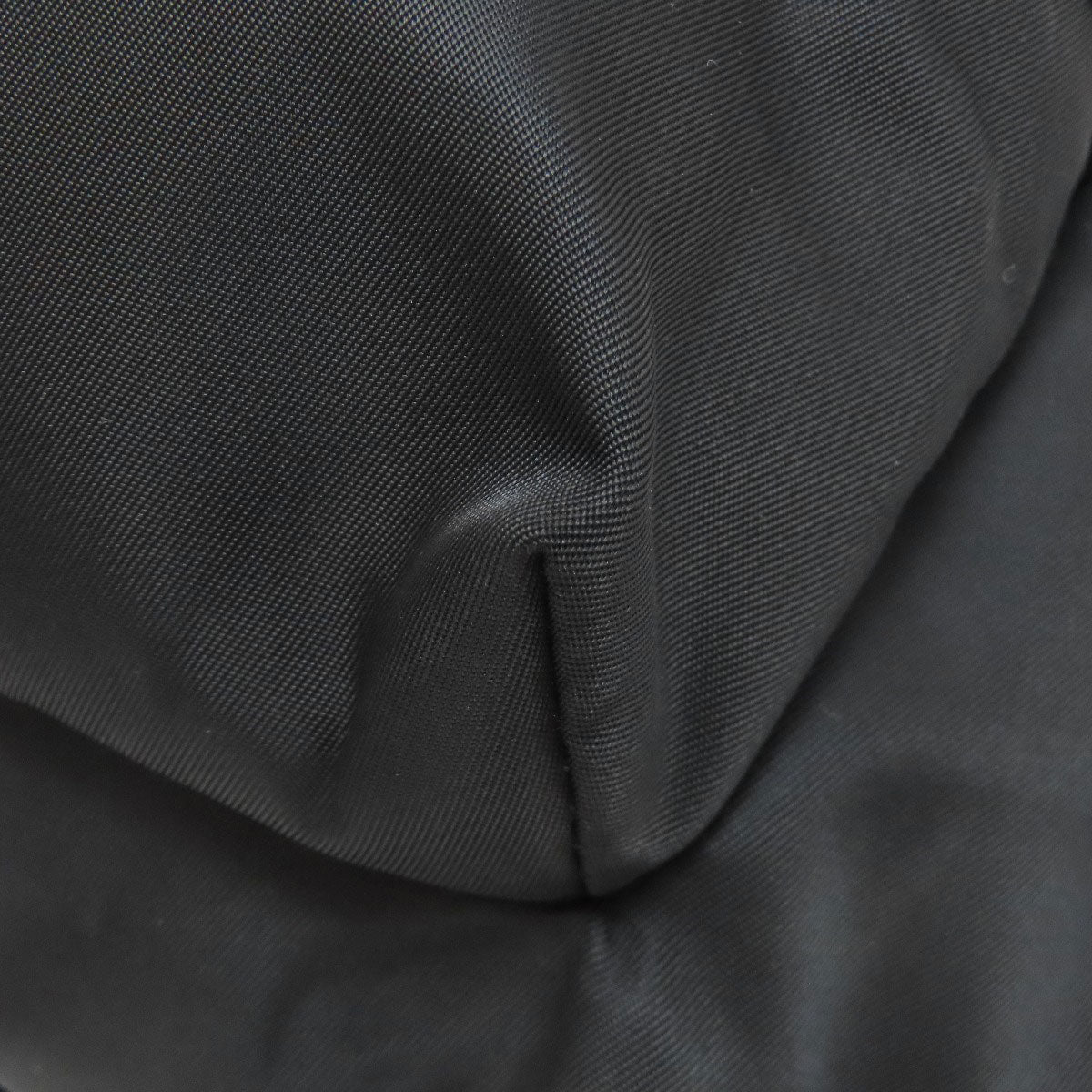 GIVENCHY logo body bag Nylon Ladies [Used]