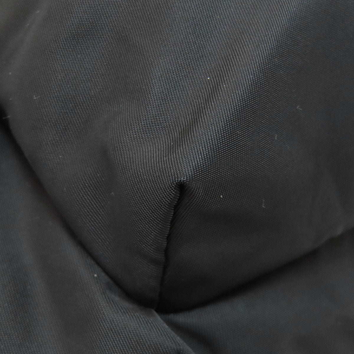 GIVENCHY logo body bag Nylon Ladies [Used]