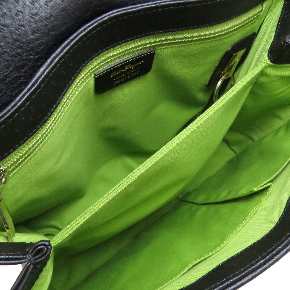 Salvatore Ferragamo GanciniHardware Handbag Calf Ladies [Used]