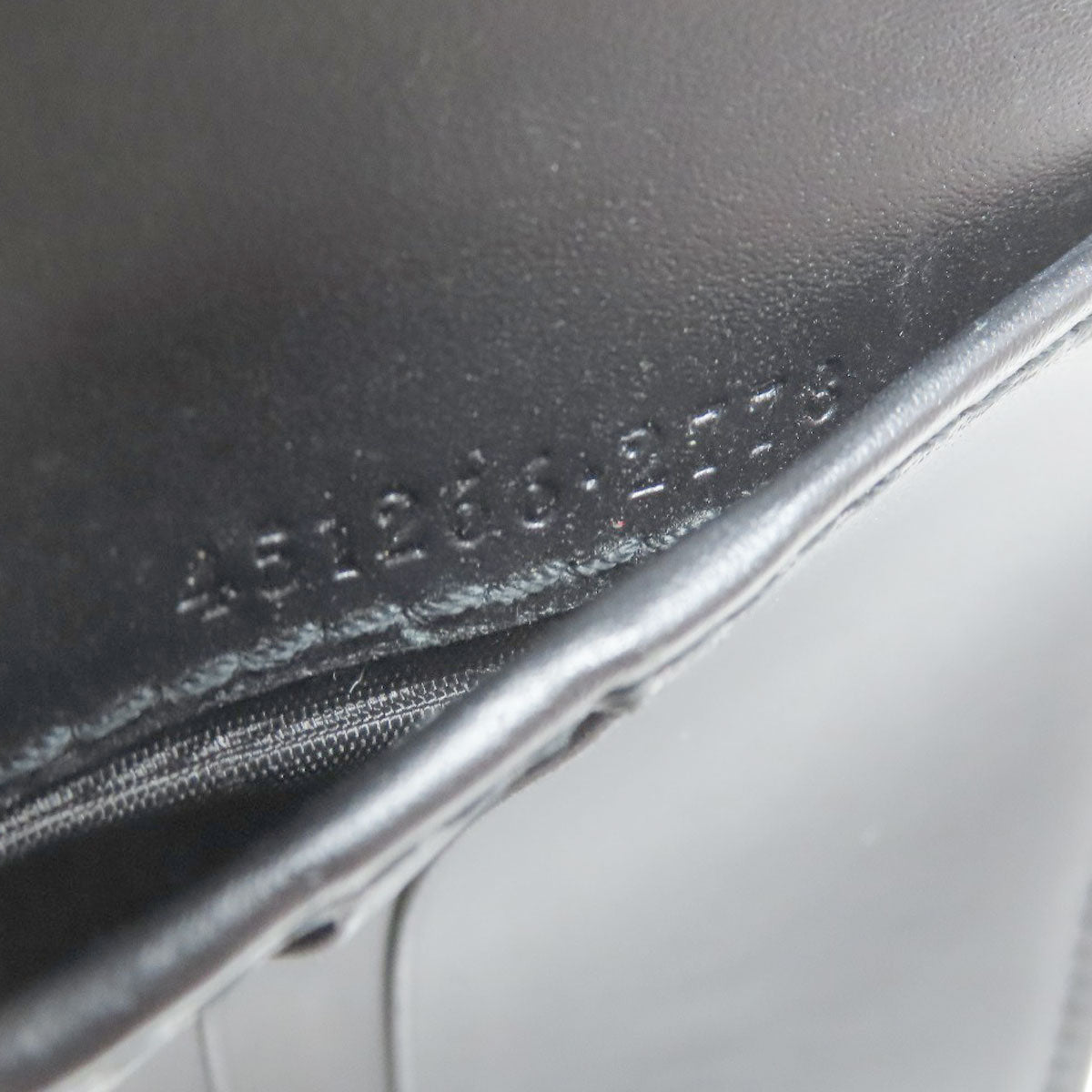 GUCCI 451266 GG Supreme Snake Print Bifold Wallet with Coin Pocket PVC mens [Used]