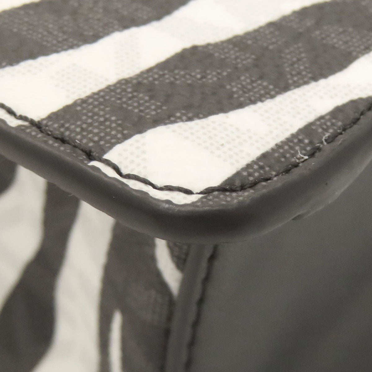 Michael Kors ChainShoulder MK Signature Zebra Pattern Shoulder Bag PVC Ladies [Used]