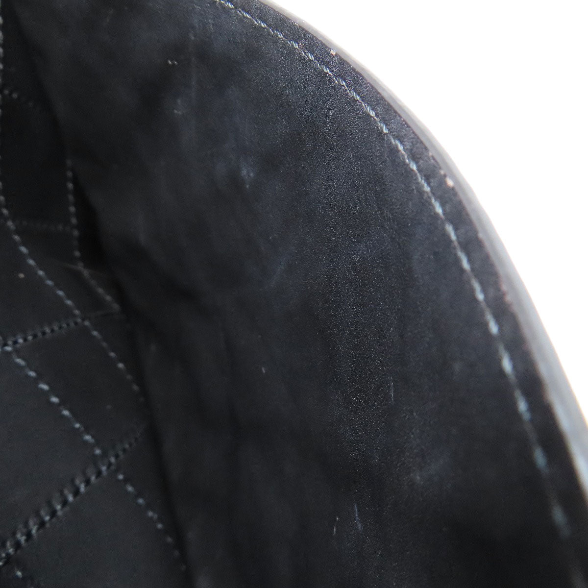 CHANEL Matelasse SilverHardware Shoulder Bag Calf Ladies [Used]