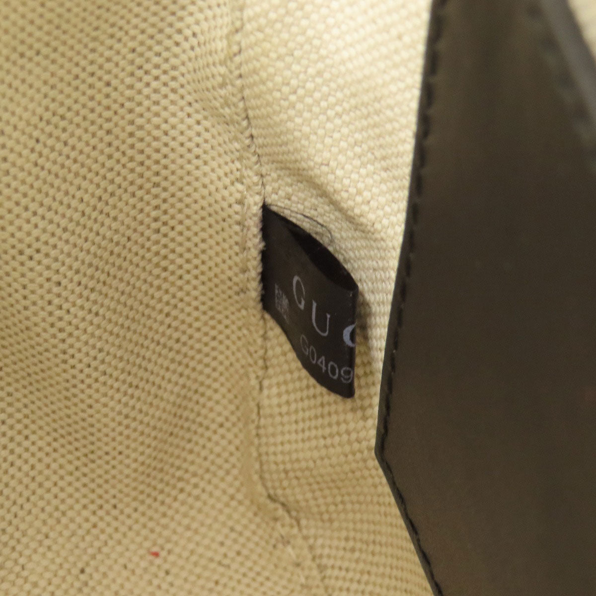 GUCCI 702234 GGMatelasse Shoulder Bag Calf Ladies [Used]