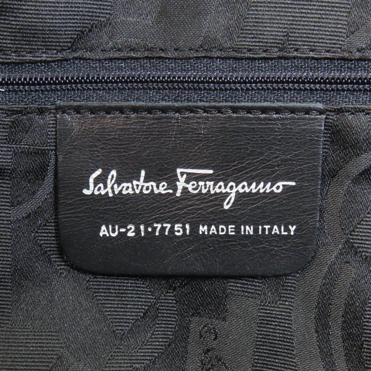 Salvatore Ferragamo GanciniHardware Tote Bag Patent leather Ladies [Used]