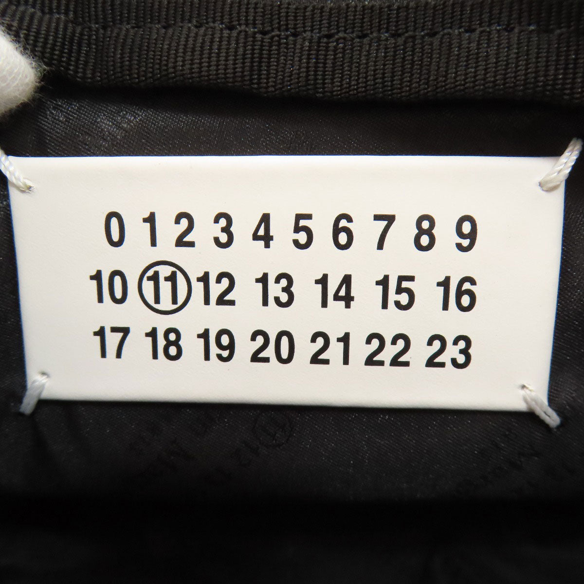 MaisonMargiela logo body bag Canvas Ladies [Used]
