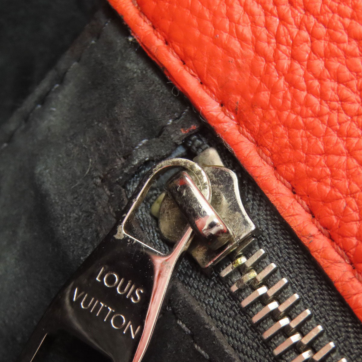 LOUIS VUITTON M94640 Verule Handbag Voca Stains all leather Ladies [Used]