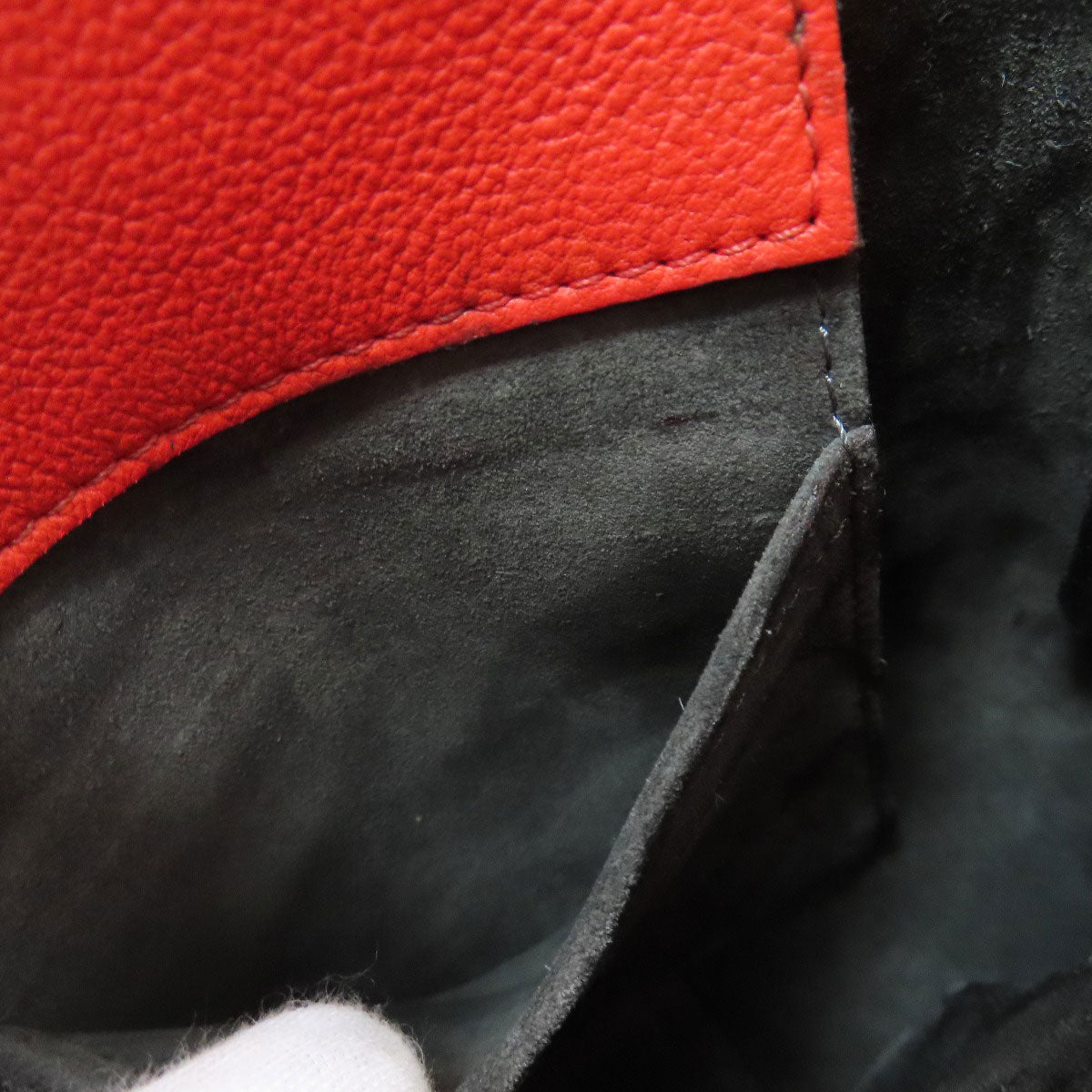 LOUIS VUITTON M94640 Verule Handbag Voca Stains all leather Ladies [Used]