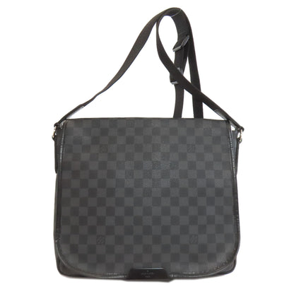LOUIS VUITTON N58029 District MM Shoulder Bag Damier canvas mens [Used]