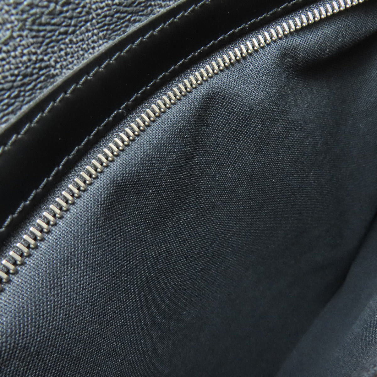 LOUIS VUITTON N58029 District MM Shoulder Bag Damier canvas mens [Used]