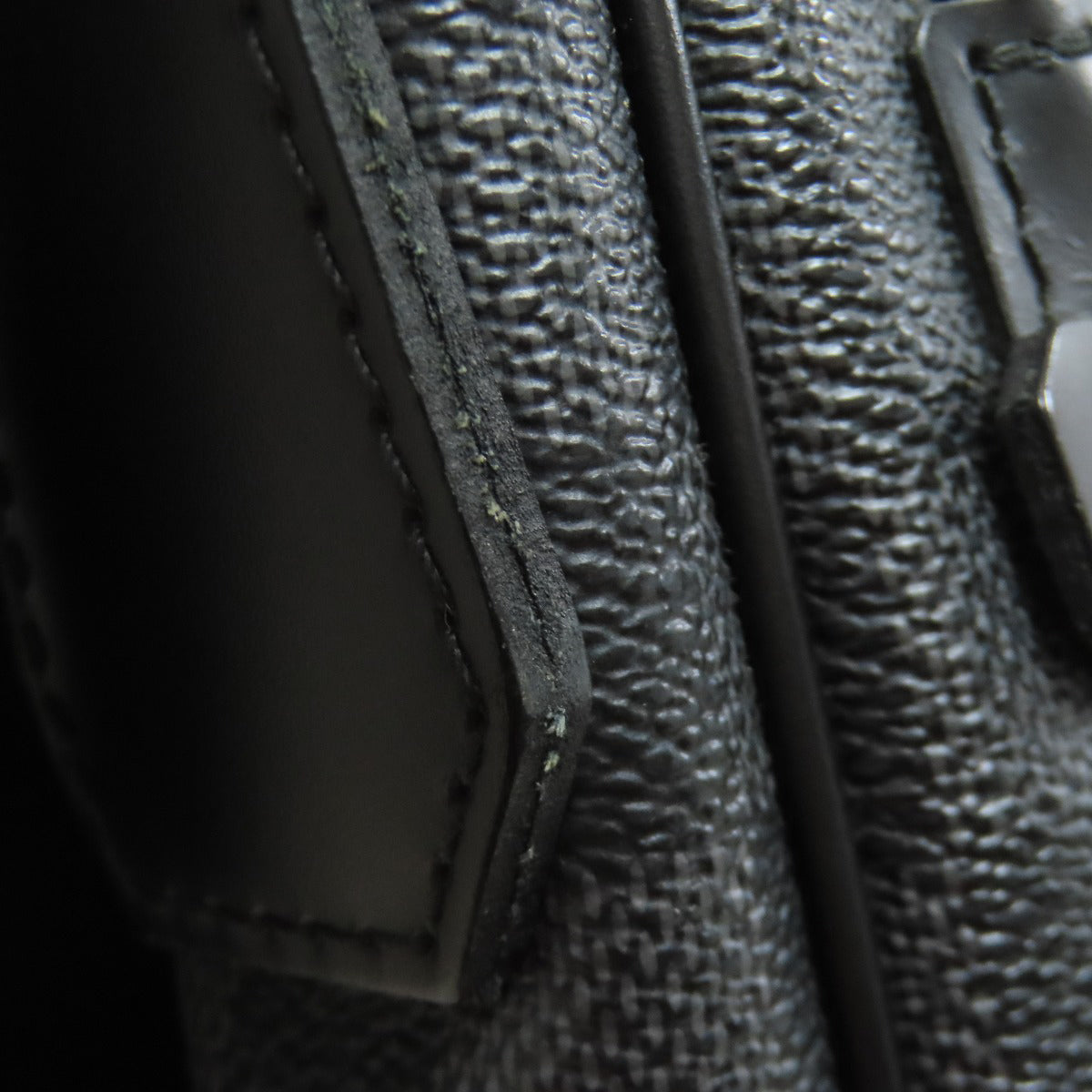 LOUIS VUITTON N58029 District MM Shoulder Bag Damier canvas mens [Used]