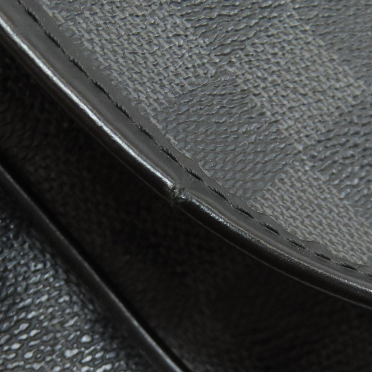 LOUIS VUITTON N58029 District MM Shoulder Bag Damier canvas mens [Used]